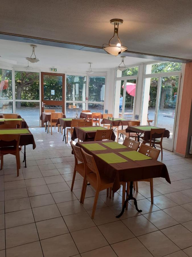 Confortel Avignon Tgv Hotel Zewnętrze zdjęcie
