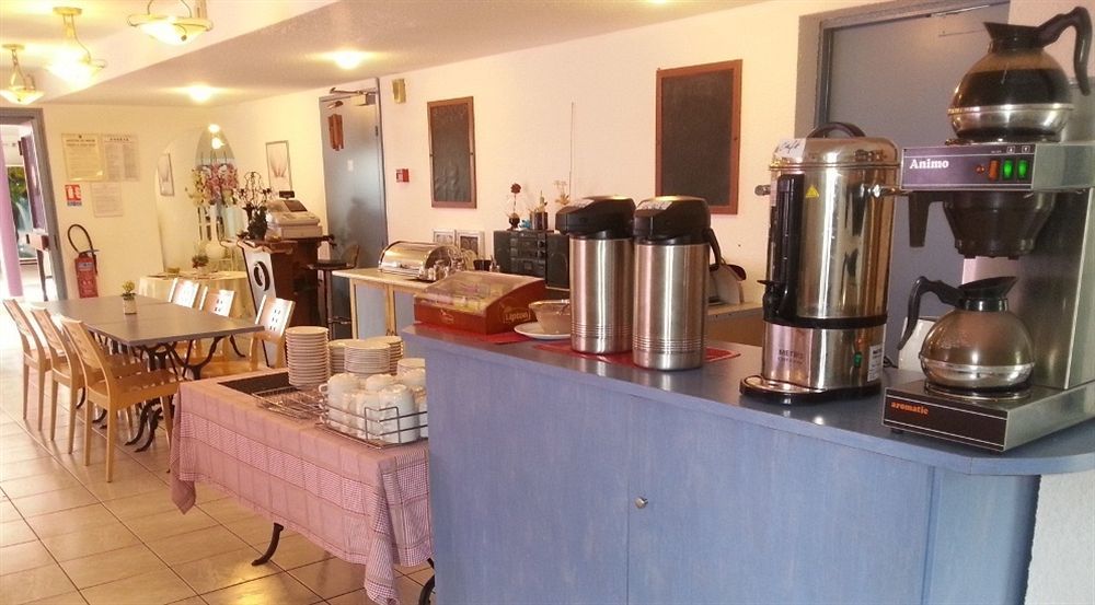 Confortel Avignon Tgv Hotel Zewnętrze zdjęcie